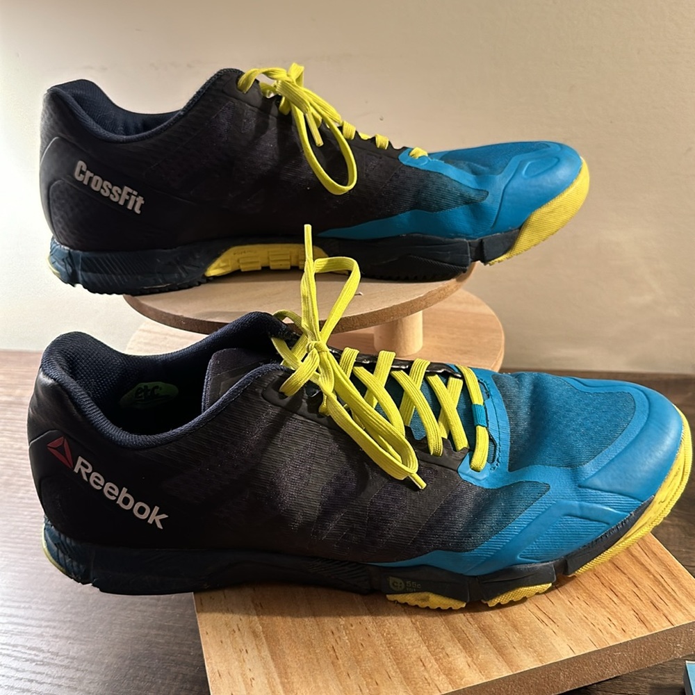 Men’s Multi-Color Reebok Etc Cross Trainers - Picture 5 of 10